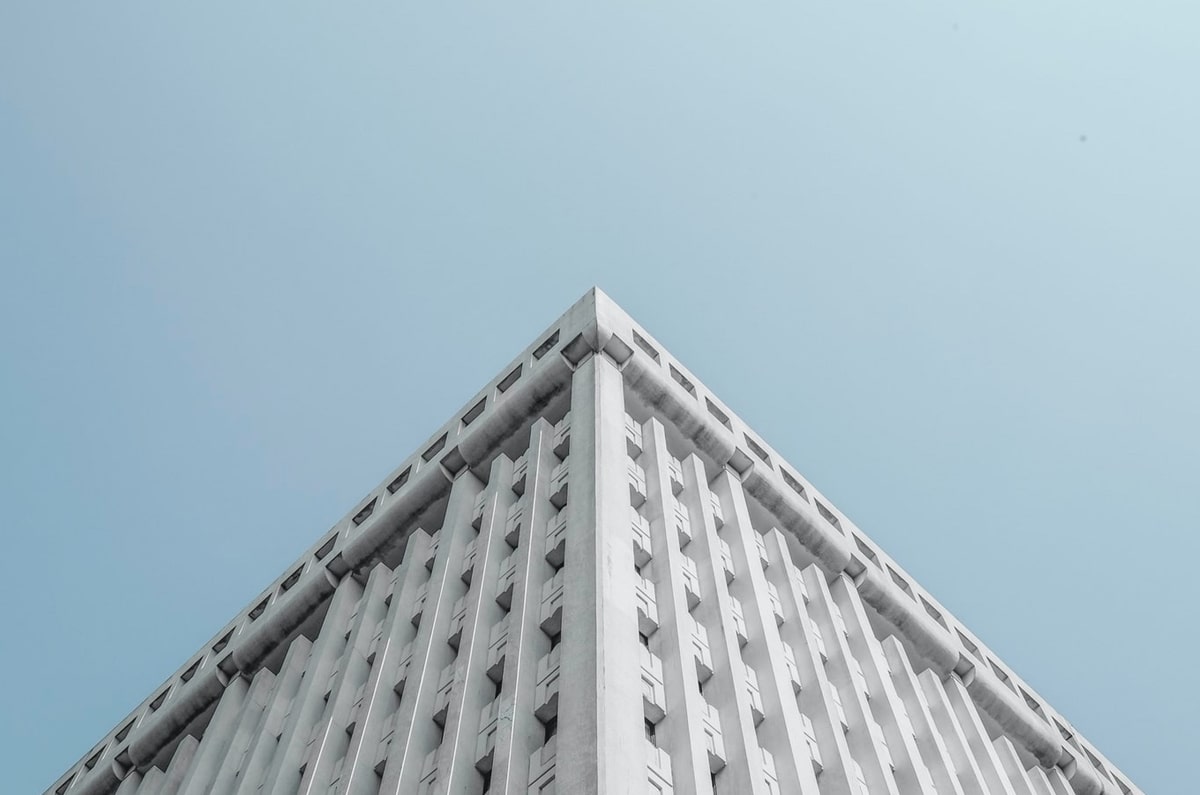 爱游戏体育官方入口-多特总裁:我们仍信任法夫尔 但足球要用成绩说话